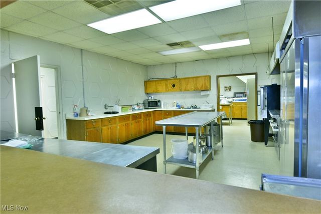 3480 Ridge Road, Warren, OH 44483