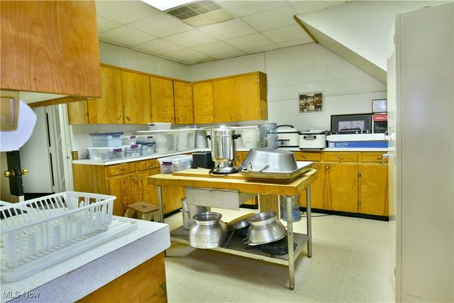 3480 Ridge Road, Warren, OH 44483