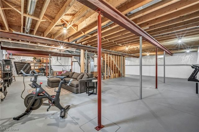29345 White Road, Wickliffe, OH 44092