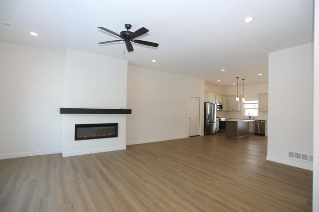 4400 KINGSTON HEATH DR, Columbia, MO 65201