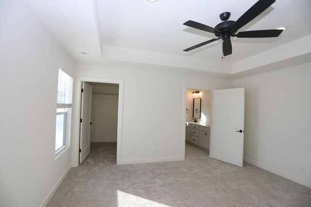 4400 KINGSTON HEATH DR, Columbia, MO 65201