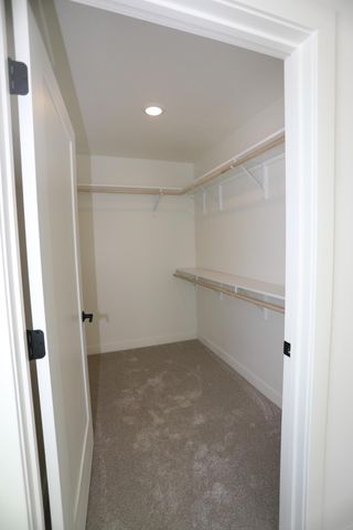 4400 KINGSTON HEATH DR, Columbia, MO 65201