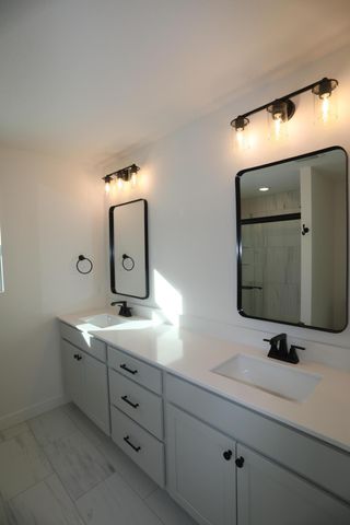 4400 KINGSTON HEATH DR, Columbia, MO 65201