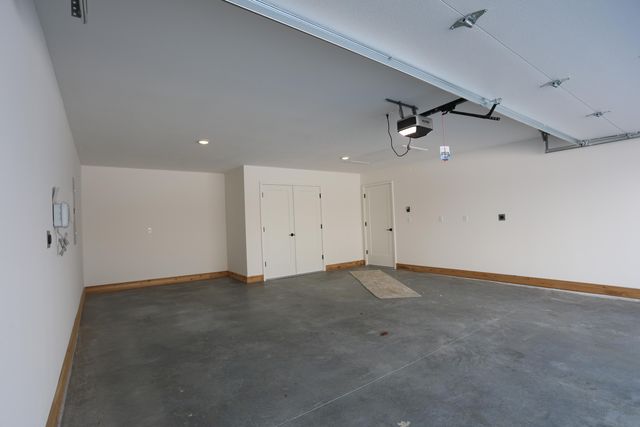 4400 KINGSTON HEATH DR, Columbia, MO 65201