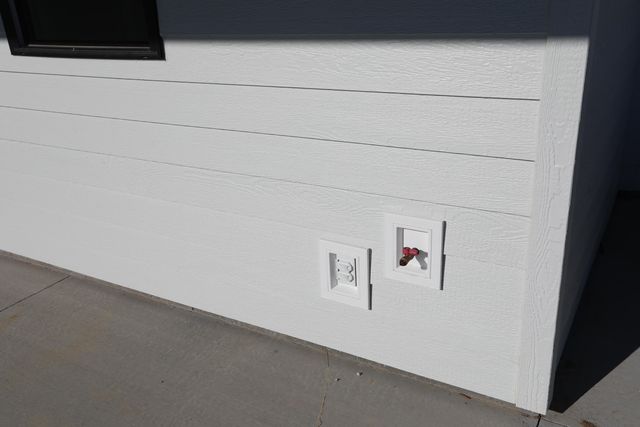 4400 KINGSTON HEATH DR, Columbia, MO 65201