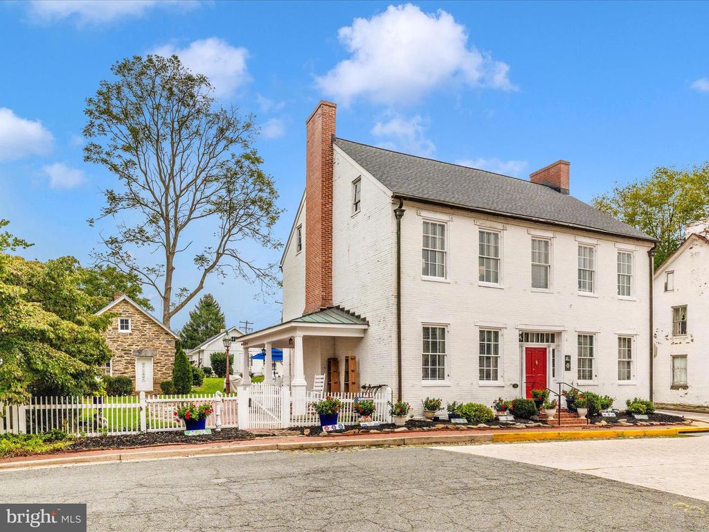 1 W MAIN ST, Burkittsville, MD 21718