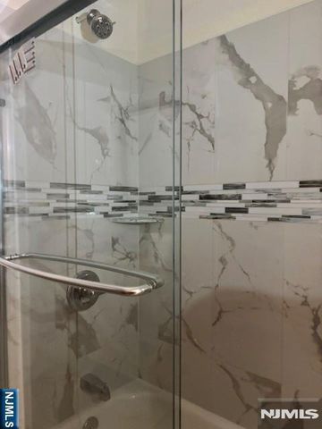 180 Arlington Avenue, Clifton, NJ 07011
