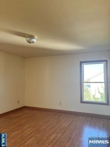 180 Arlington Avenue, Clifton, NJ 07011