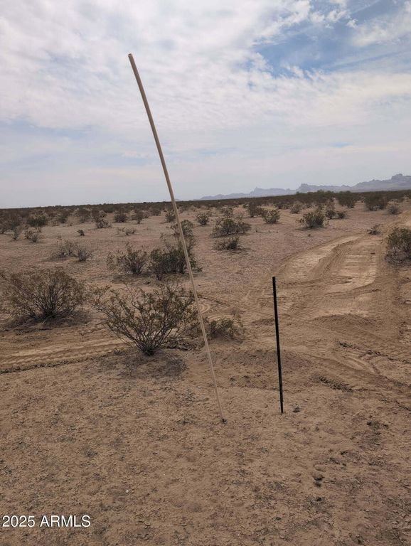 Image 6 of property listing at xxxxE 56th Street -E, Salome, AZ 85348