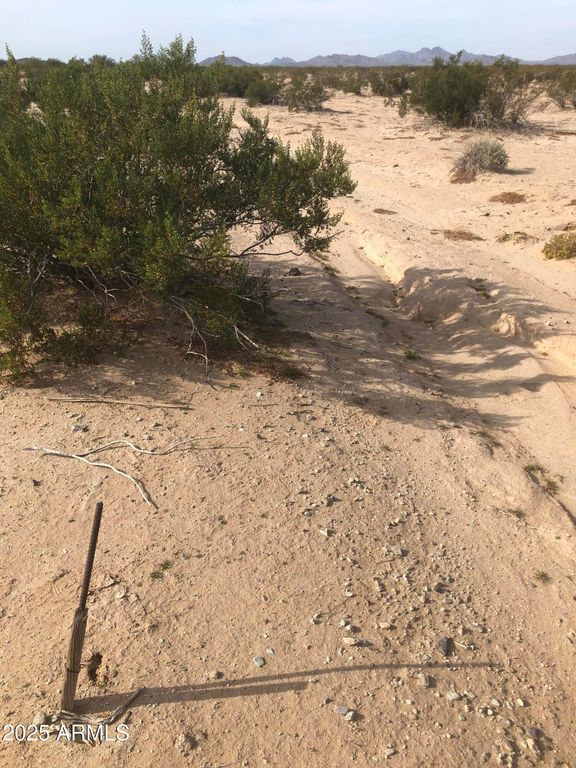Image 8 of property listing at xxxxE 56th Street -E, Salome, AZ 85348