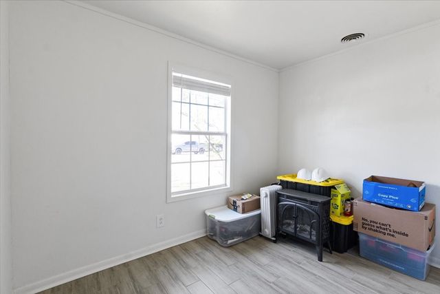 716 N Cummings Drive, Alvarado, TX 76009