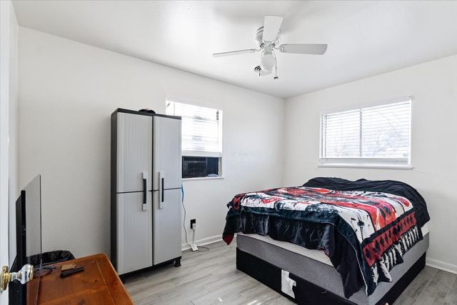 716 N Cummings Drive, Alvarado, TX 76009