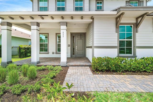 655 HOOKLINE Circle, Loxahatchee, FL 33470