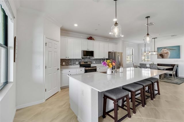 10797 TARFLOWER DRIVE 202, Venice, FL 34293