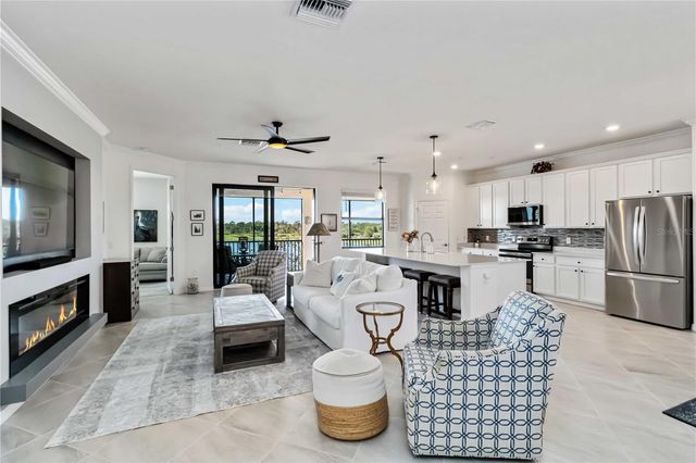 10797 TARFLOWER DRIVE 202, Venice, FL 34293