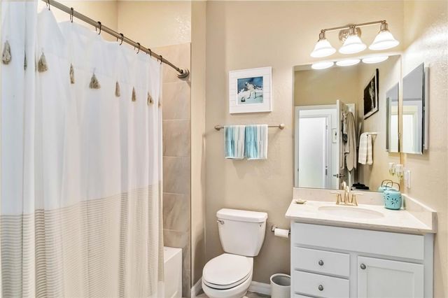 10797 TARFLOWER DRIVE 202, Venice, FL 34293