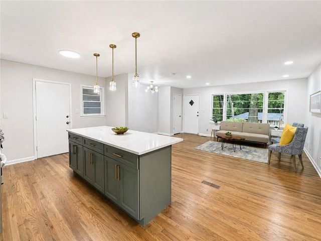 2638 Mural Drive, Atlanta, GA 30341