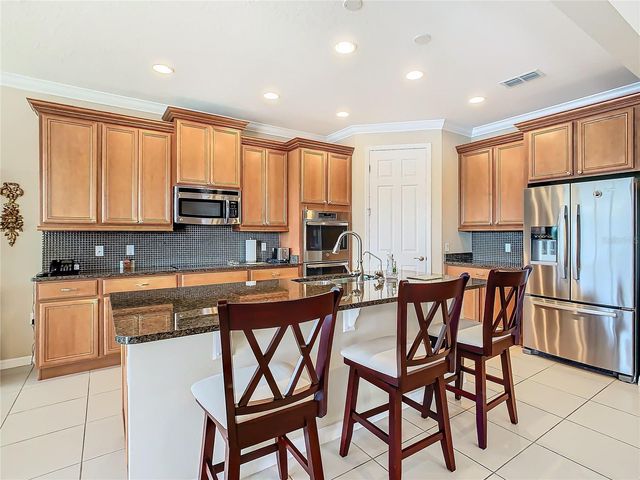 678 IRVINE RANCH ROAD, Kissimmee, FL 34759