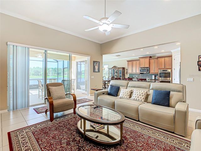 678 IRVINE RANCH ROAD, Kissimmee, FL 34759