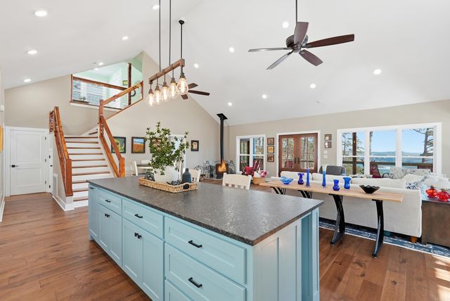 550 Leech Dr., Shirley, AR 72153