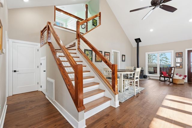 550 Leech Dr., Shirley, AR 72153