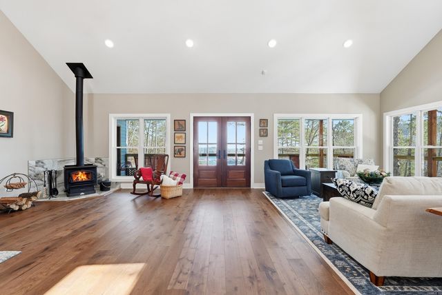 550 Leech Dr., Shirley, AR 72153