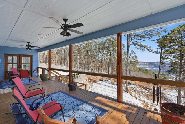 550 Leech Dr., Shirley, AR 72153