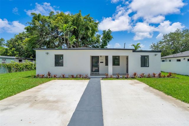 1010 NE 140th Street, North Miami, FL 33161