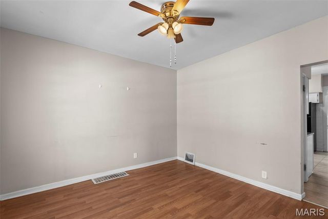 6650 Pernod Avenue, St Louis, MO 63139