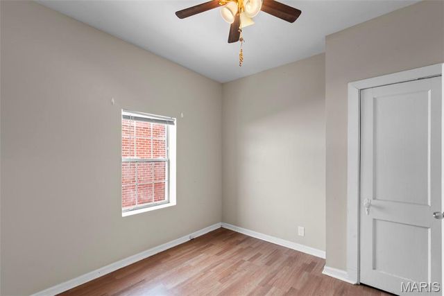 6650 Pernod Avenue, St Louis, MO 63139