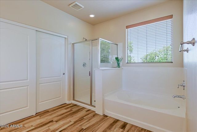 7318 W MIDWAY Avenue, Glendale, AZ 85303