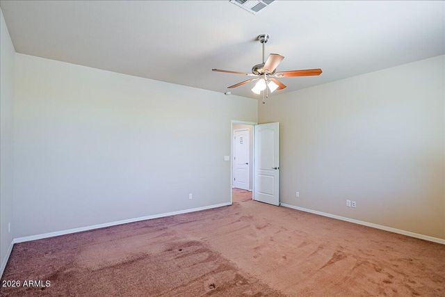 7318 W MIDWAY Avenue, Glendale, AZ 85303
