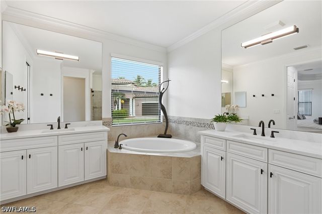 9479 Piacere WAY, Naples, FL 34113