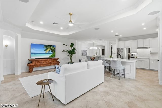 9479 Piacere WAY, Naples, FL 34113