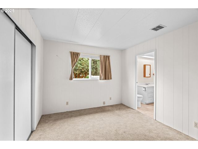 1225 W 10TH Ave 53, Junction City, OR 97448