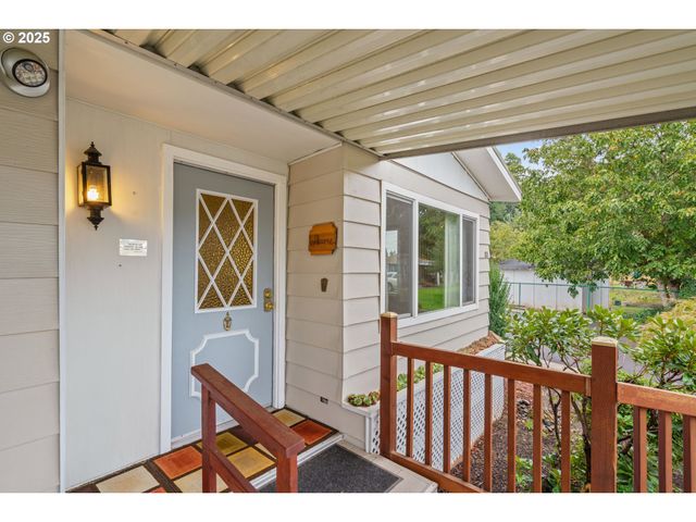 1225 W 10TH Ave 53, Junction City, OR 97448