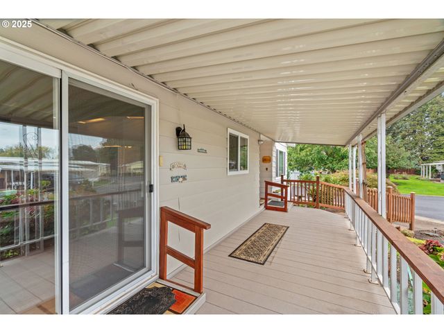 1225 W 10TH Ave 53, Junction City, OR 97448