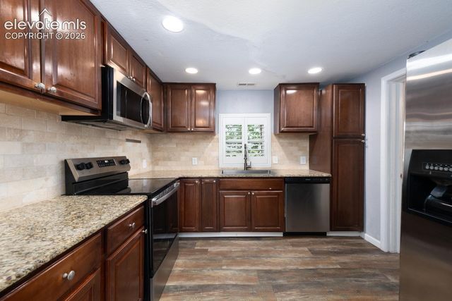 533 N 17th Street, Colorado Springs, CO 80904