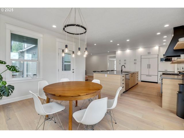 16777 S KRAEFT Rd, Oregon City, OR 97045