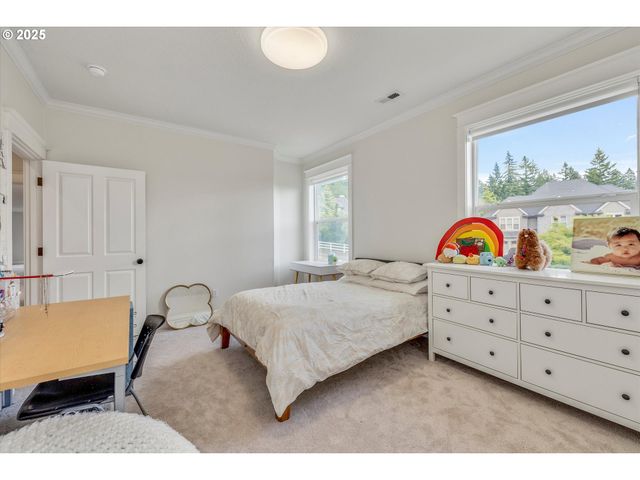 16777 S KRAEFT Rd, Oregon City, OR 97045