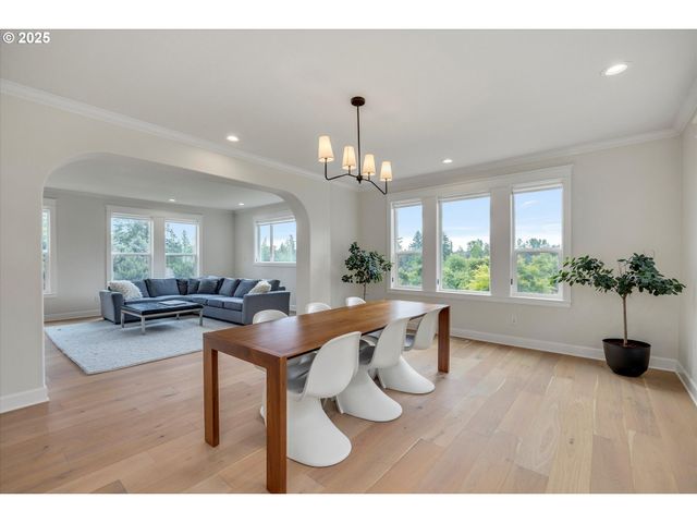 16777 S KRAEFT Rd, Oregon City, OR 97045