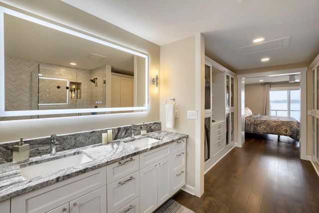 21389 Iverson Avenue N, Forest Lake, MN 55025
