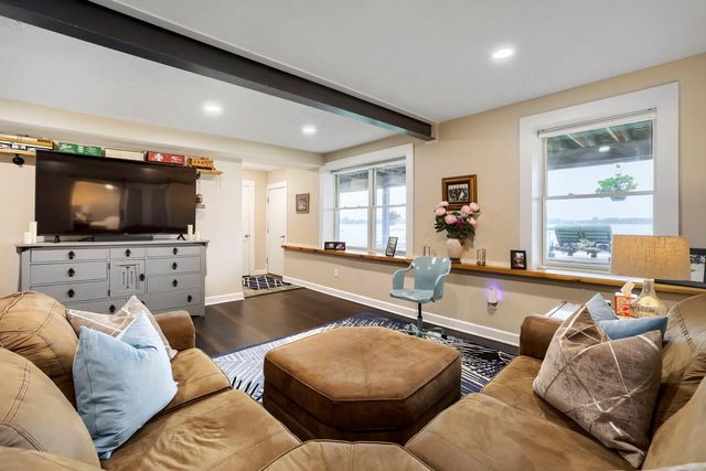 21389 Iverson Avenue N, Forest Lake, MN 55025