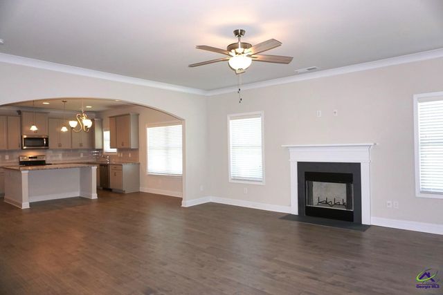 130 Bluecoat Trail, Byron, GA 31008
