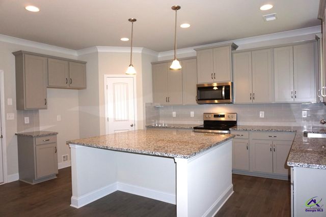 130 Bluecoat Trail, Byron, GA 31008