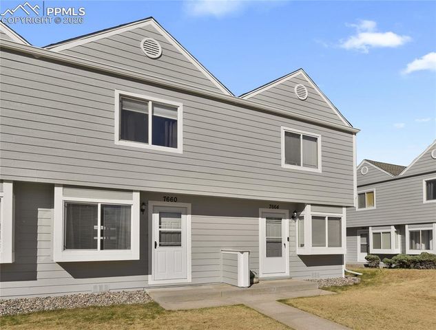 7660 Clover Hill Drive, Colorado Springs, CO 80920