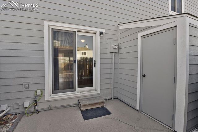 7660 Clover Hill Drive, Colorado Springs, CO 80920