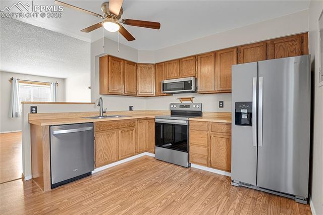 7660 Clover Hill Drive, Colorado Springs, CO 80920