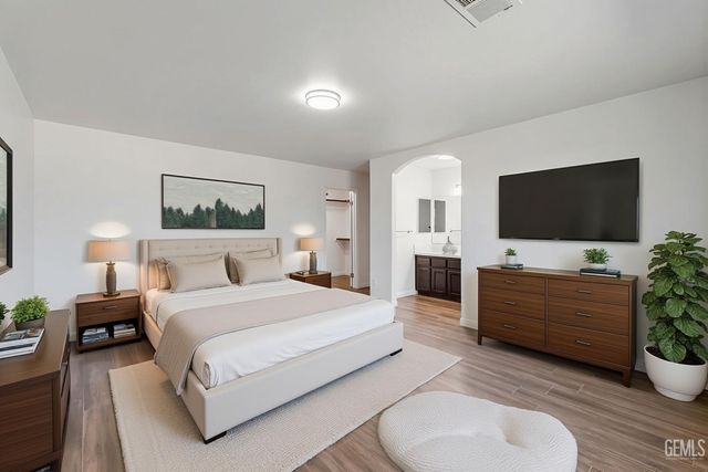 2304 September Drive, Bakersfield, CA 93313