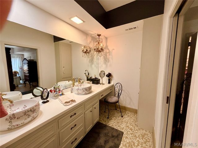 3374 Warrenton Road, Montgomery, AL 36111